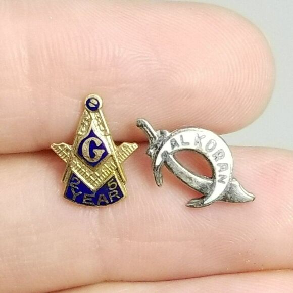 Vintage Masonic 25 Years and Al Koran Enamel Membership Lapel Pin, Estate - Picture 1 of 7